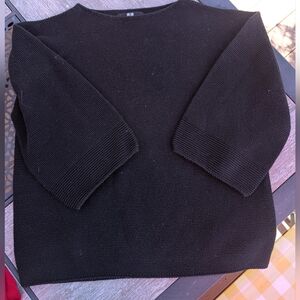 Uniqlo Black Women's Crop Crewneck Knit Sweater